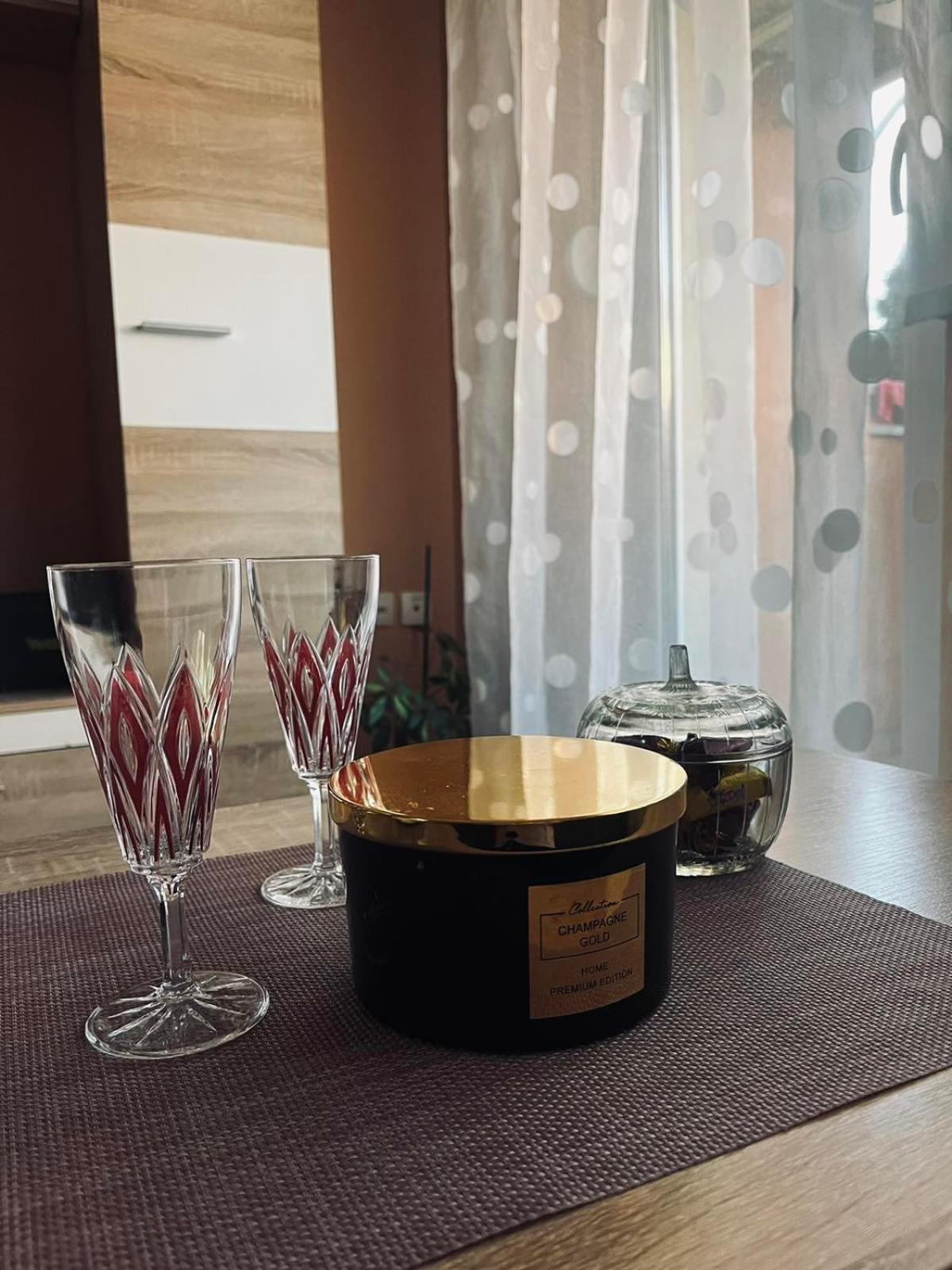 Apartman Milkovic 2 松博尔 外观 照片