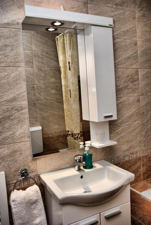 Apartman Milkovic 2 松博尔 外观 照片